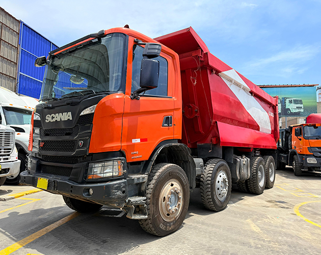 Volquete Scania G540 B8X4