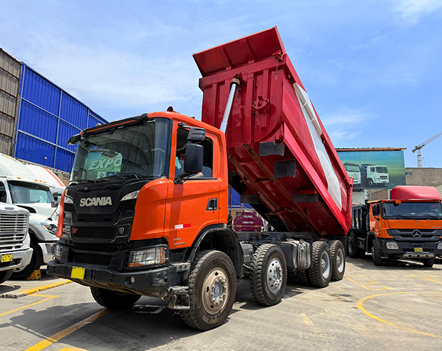 Volquete Scania G540 B8X4