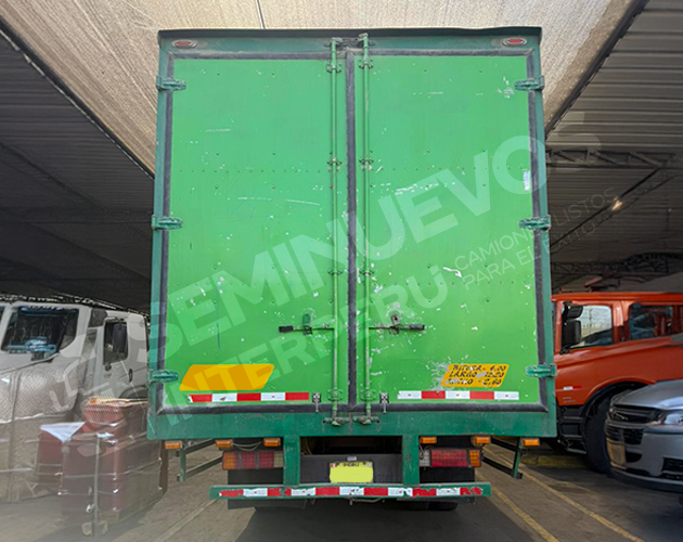 Furgón International 4300 SBA 4X2